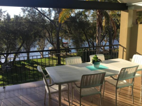 Reflections top floor apartment on the Murray river near Mandurah